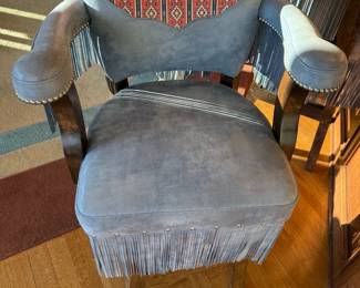 RUNYON Gator Yoke Galaga Leather Barstool