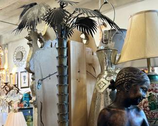 Bronze Palm Tree Lamp