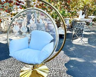 Every home needs a post modern bubble chair.