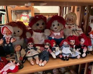 assorted Raggedy Ann stuff
