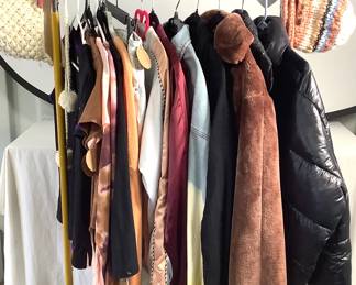 Ladies' Clothes - Med