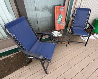 Outdoor Folding Chairs & Table