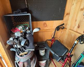 Golf Clubs 