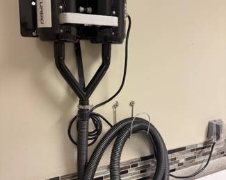 Metro Air Force Twin Turbo Super High Velocity pet dryer