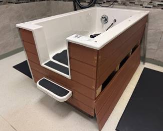 New Breed Dog Bath LT101