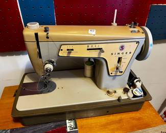 #80	Singer Metal Fashion Mate Model 237 in Cabinet	 $50.00 
