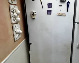 #84	GE Non-working Freezer Used for Storage Take it Away 	 $10.00 
