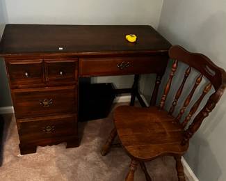 #62	Wood kneehole desk w/4 drawers and Chair - 40x17x30	 $65.00 
