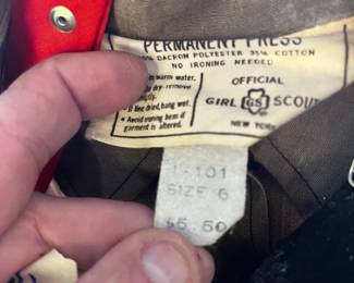 #46	Brownie Uniform - Size 6	 $20.00 
