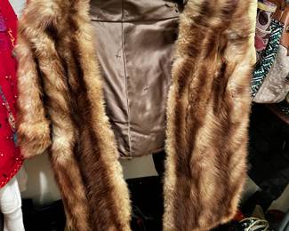 #54	Faux Mink Stohl	 $20.00 
