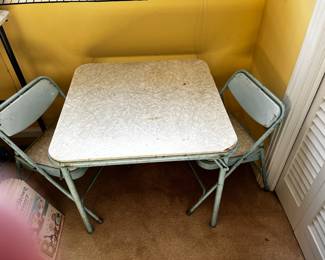 #26	Kids Card Table w/2 chairs - Teal Metal	 $25.00 
