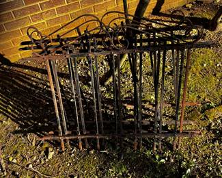 #112	Cast Iron Fence 4 Pieces 33x26 each	 $60.00 
