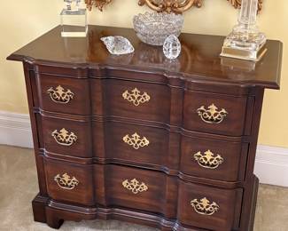 Drexel Blockfront chest