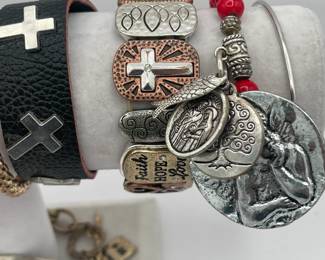 FASHION JEWELRY RELIGIOUS BRACELETS CROSSES