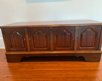 LANE CEDAR CHEST