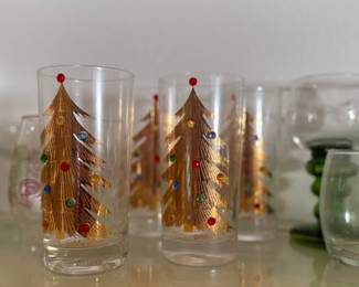 4 Culver Glassware Christmas Tree