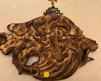 Gorgeous carved piece…