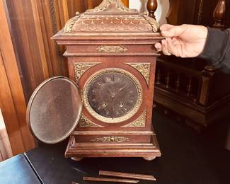 Vintage Mantel Clock