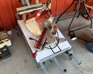 CHICAGO ELECTRIC 12 COMPOUND MITER SAW
