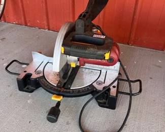 CHICAGO ELECTRIC 10 COMPOUND MITER SAW