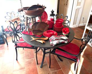 Fabulous Gensun lotus cast aluminum table with 6 chairs