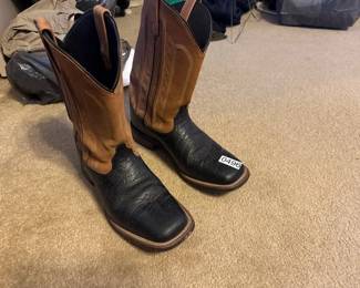 LAREDO MENS LEATHER BOOTS