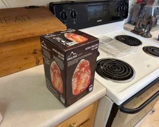 HIMALAYAN SALT LAMP