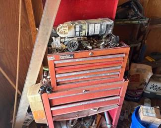 ROLLING TOOL CHEST AND CONTENTS