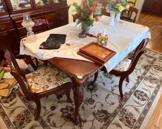 DINING TABLE 7 CHAIRS
