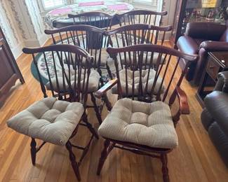 6 WOODEN DINING CHAIRS