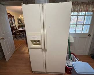 KITCHEN AID REFRIGERATOR