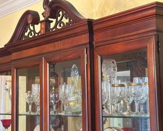 LOT OF GLASSES AND DECANTER