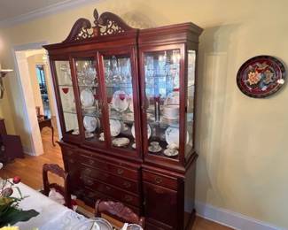 STANLEY CHINA CABINET