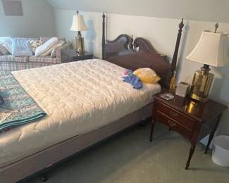 QUEEN ETHAN ALLEN BEDROOM SUITE