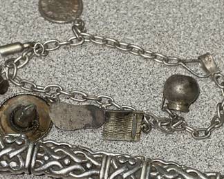 Several lots of sterling jewelry