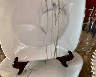 Corelle Square Shadow Iris 4 Dinner Plates