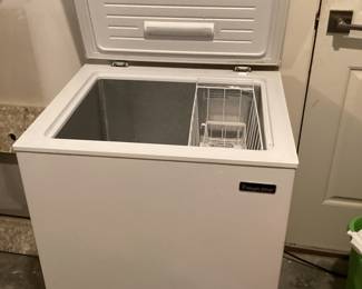 Magic Chef Chest Freezer