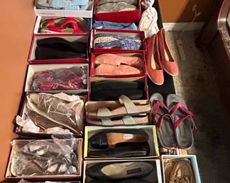 Assorted Womens Footwear Collection with Papillio and Naturalizer Brands