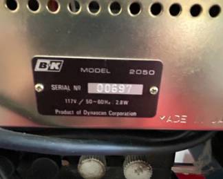 BK Model RF Signal Generator fourth image