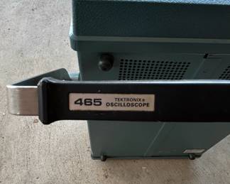 Tektronix Oscilloscope third image