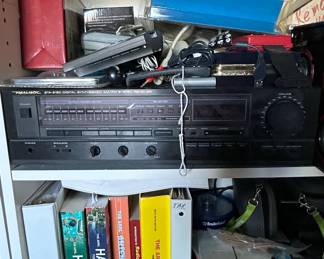 Realistic STA Digital Synthesized AM or FM Stereo Receiver