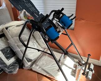 Innova ITX Deluxe Inversion Therapy Table