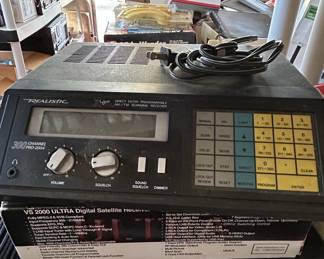 Realistic Channel Pro AM or FM Scanning Receiver