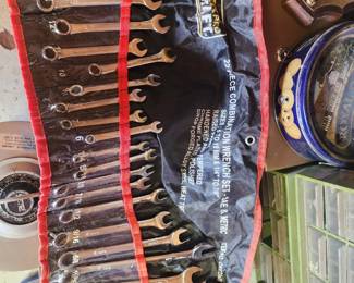 vintage • tools • gems • deco • more 4 all