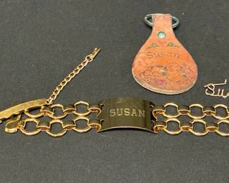SH543Susan Jewelry And Keychain