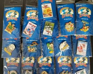 SH559VDisney 12 Months Of Magic Pin Collection 