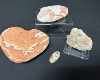 SH587Collectible Stones