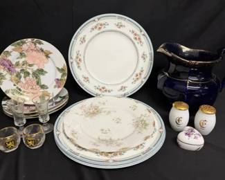 SH416Assorted Vintage Dinnerware 