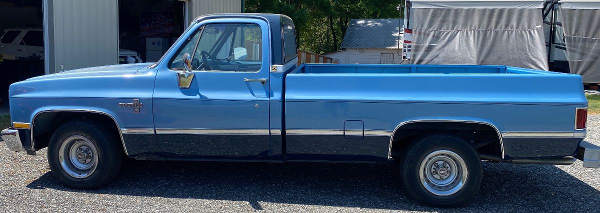 1983 Chevrolet Silverado C10 Truck (143,297 Miles, Good Title, Runs Well, Available for Presale 11,500.00))