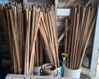 Assorted Tobacco Sticks